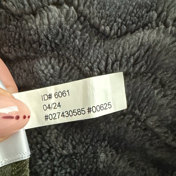 Express Olive Wide-Leg Trousers - Picture 7 of 7